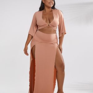 FRENCHROSE-GeishaTop_CleopatraSkirt12-WEB_c95467a6-b2f5-488a-90cf-46ca627ec88e